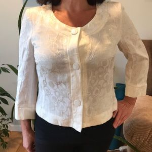 Dressy cropped fitted blazer.